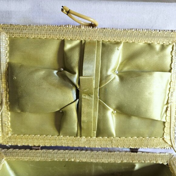 Vintage Woven Sewing Basket - Picture 7 of 12